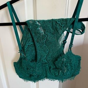 Victoria’s Secret Green Bra/Panty Set in 38B/L